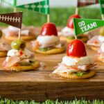 Empillement de Crackers Antipasto pour le Football – Fait Maison dans la Cuisine