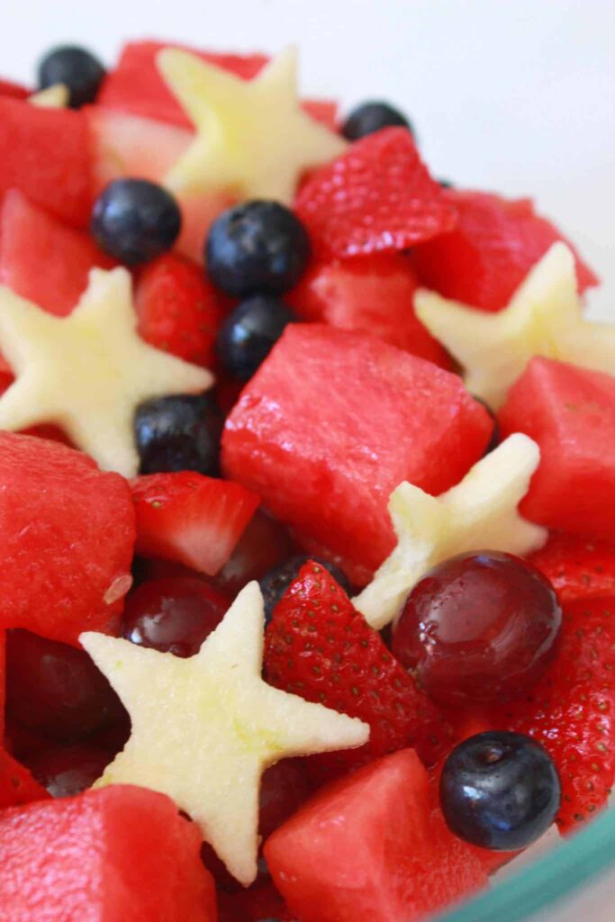 Salade de fruits rouge, blanc et bleu | Desserts