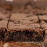 Brownies faciles au mélange à gâteau fudgy