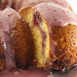 Recette de Gâteau Bundt au Citron et Framboises Facile