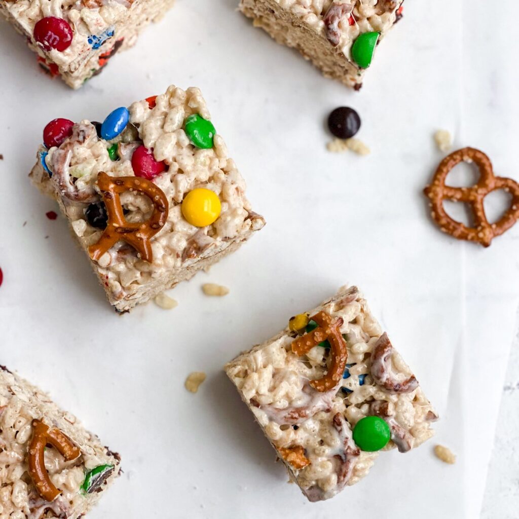 M&M Rice Krispie Treats – Les Douceurs Salées