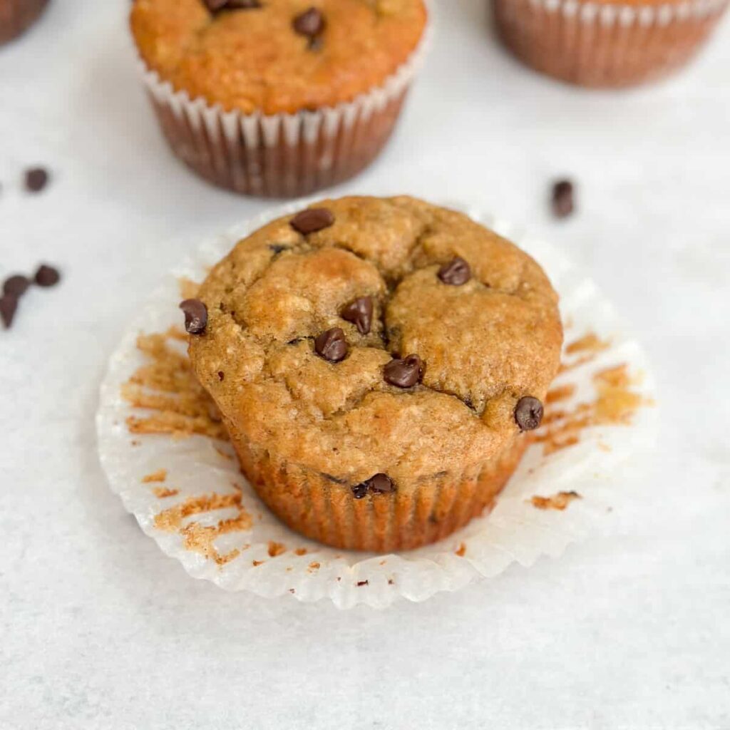 Muffins Protéinés aux Bananes et Pépites de Chocolat