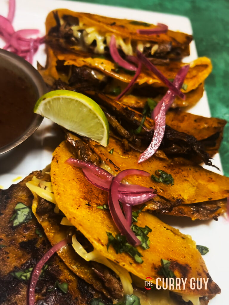 Tacos Birria à la mijoteuse | Le Curry Guy