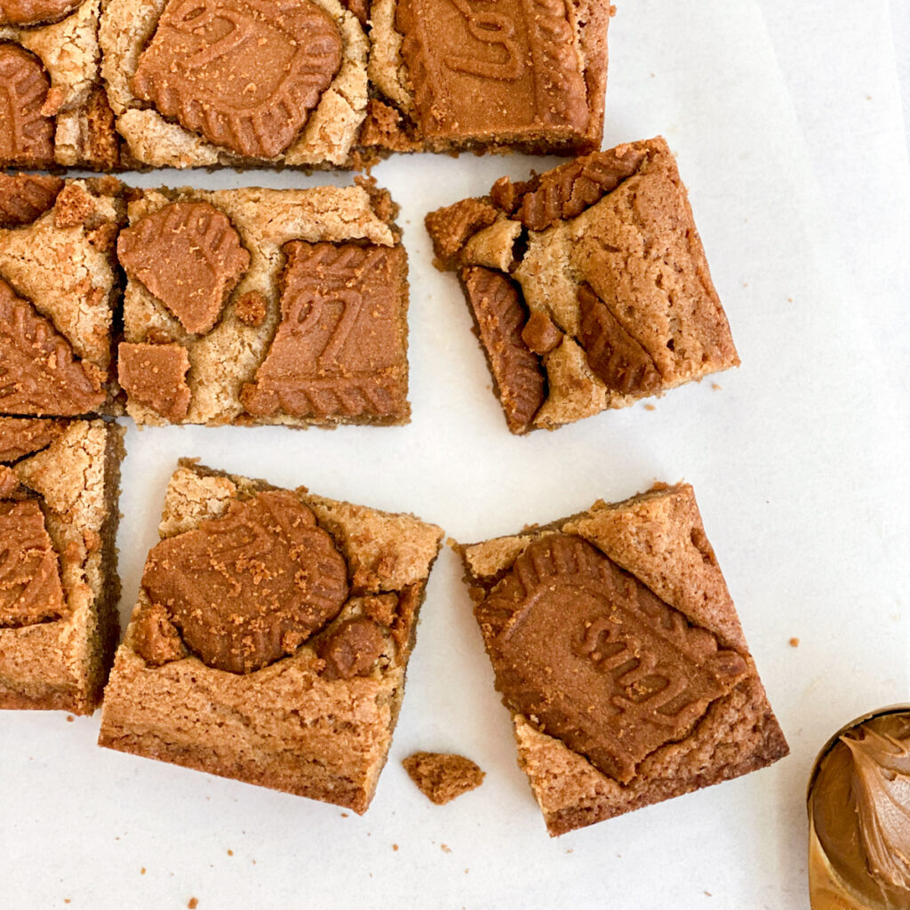 Blondies Biscoff Moelleux – Les Douceurs Salées