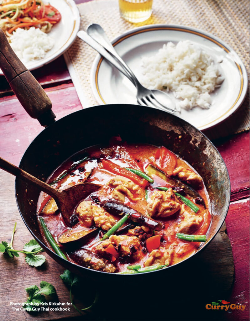 Curry Rouge Thaïlandais | Recette de Curry Rouge au Poulet