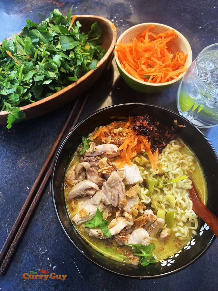 Ramen au Poulet Curry | Le Curry Guy