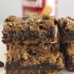 Brownies fudgyeux au Biscoff avec un mélange