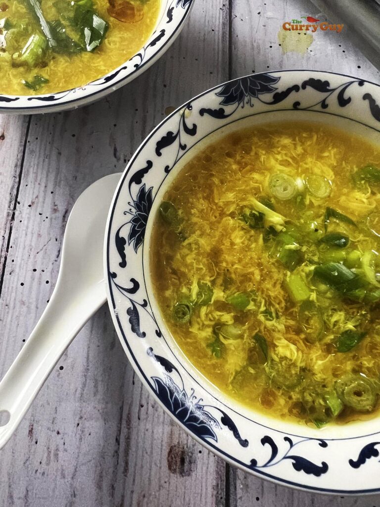 Soupe aux œufs à la chinoise | Le Curry Guy