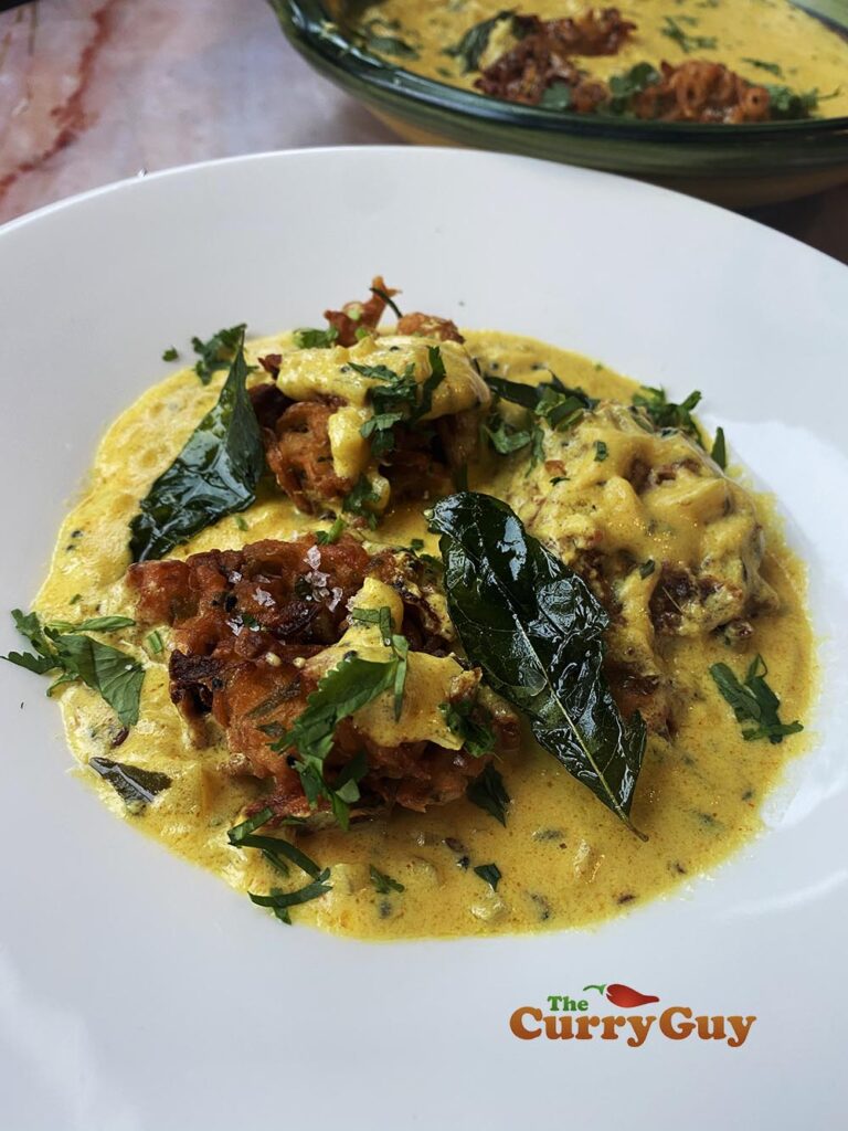 Curry de Bhaji aux Oignons | Recette de Curry de Pakora aux Oignons